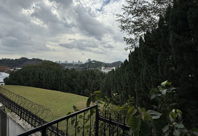 Bangsar, Kuala Lumpur Beautiful 3.5 Storey Luxury Bungalow For Sale