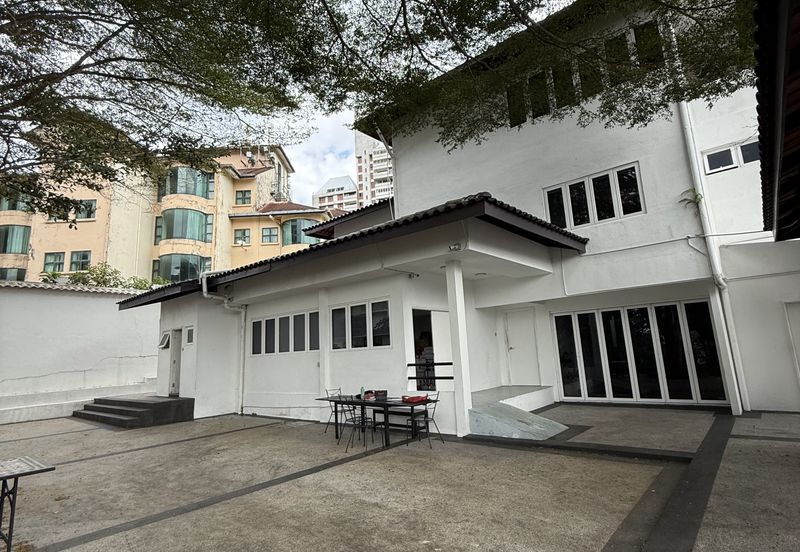 Bangsar, Kuala Lumpur Beautiful 3.5 Storey Luxury Bungalow For Sale