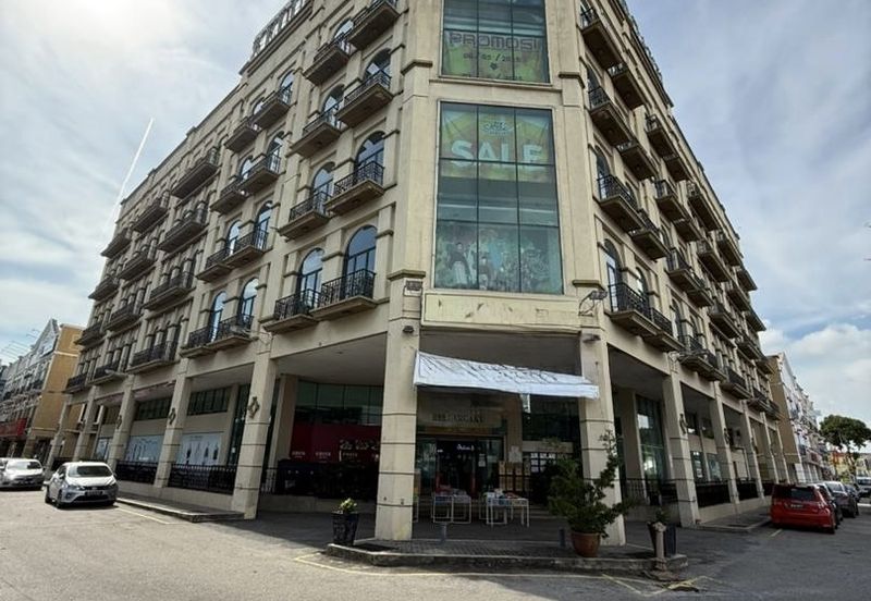 Shopping Complex in Melaka City Center, Bukit Baru