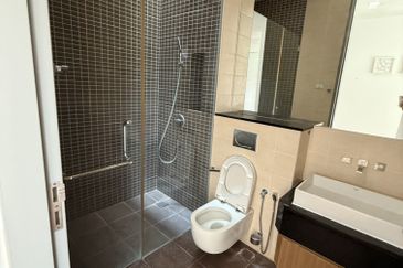 The Villa @ Serai Saujana / Villa Serai Saujana