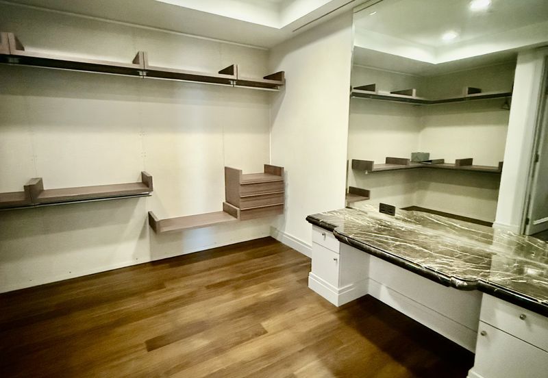 St Regis The Residences