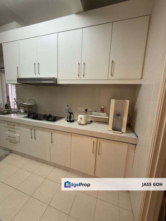 Waldorf Tower nicely furnished negotiable price view to offer, Kuala Lumpur, Sri Hartamas 
