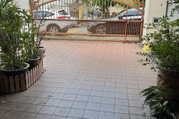 Cheras utama 5 stry link semi d fire sale