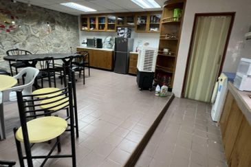 Cheras utama 5 stry link semi d fire sale