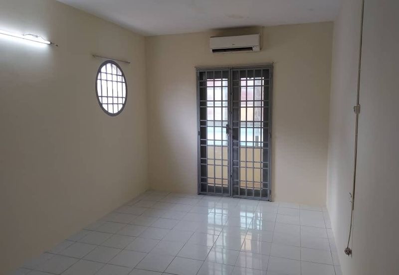 BELOW MARKET VALUE 🔥 2.5 Storey House🔥 Cattle Adril's Dream Ipoh For Sale