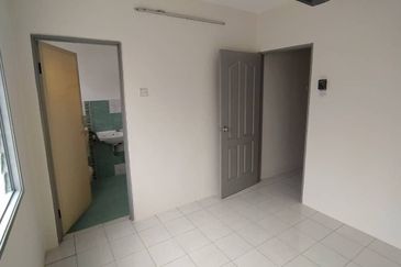 BELOW MARKET VALUE 🔥 2.5 Storey House🔥 Cattle Adril's Dream Ipoh For Sale