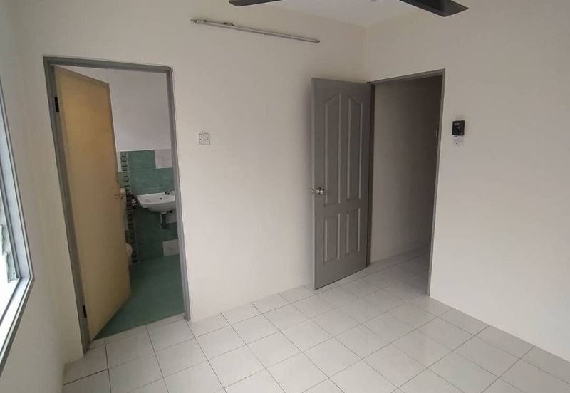 BELOW MARKET VALUE 🔥 2.5 Storey House🔥 Cattle Adril's Dream Ipoh For Sale