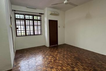 TAMAN PUNCAK ANGGERIK