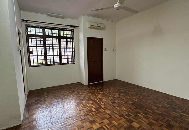 TAMAN PUNCAK ANGGERIK