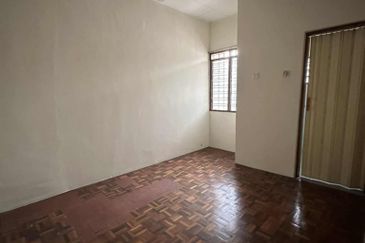 TAMAN PUNCAK ANGGERIK