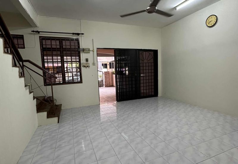 TAMAN PUNCAK ANGGERIK