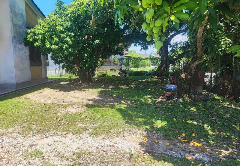 TAMAN ANGGERIK, BATU GAJAH