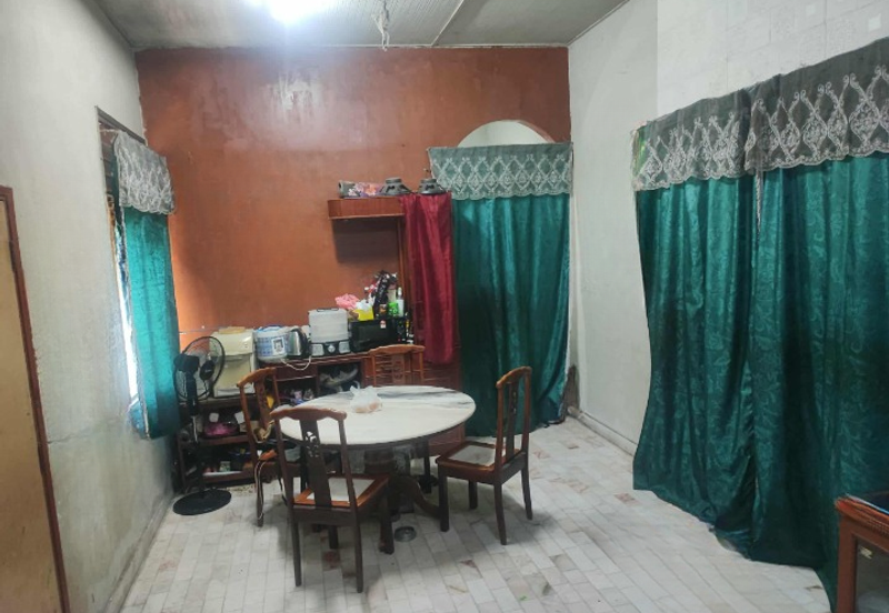 TAMAN ANGGERIK, BATU GAJAH