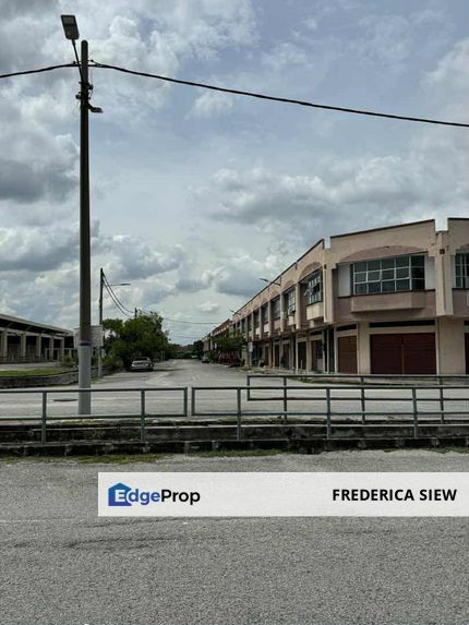 Taman Menglembu Impiana Adril, Menglembu, Ipoh, Perak Double Storey Shop House For Sale, Perak, Menglembu
