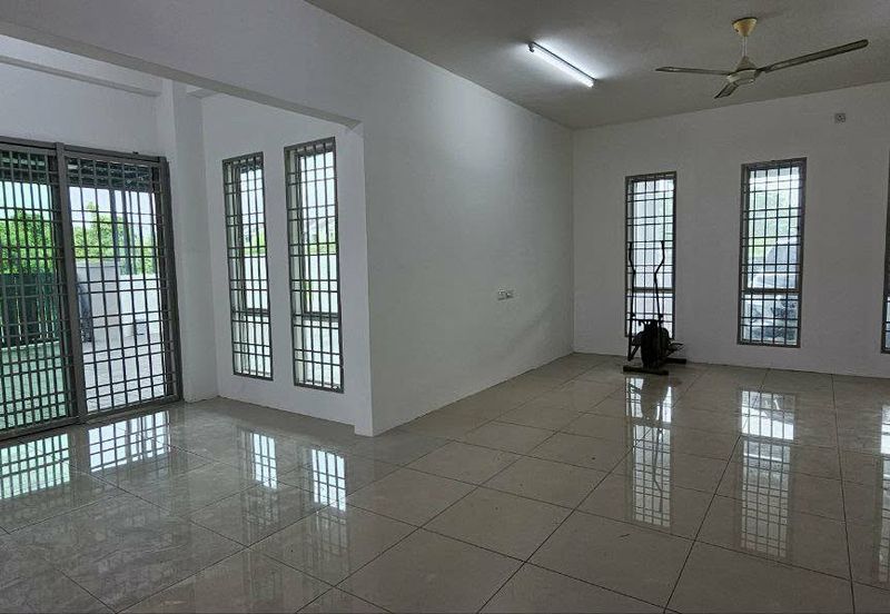 TAMAN BUKIT KLEDANG INDAH