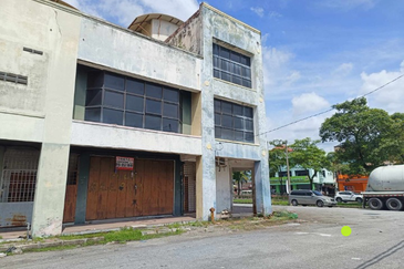 Jalan Pasir Puteh, Station 18