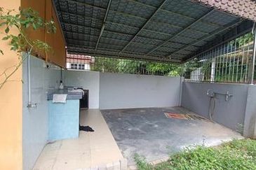 TAMAN BUKIT KLEDANG INDAH