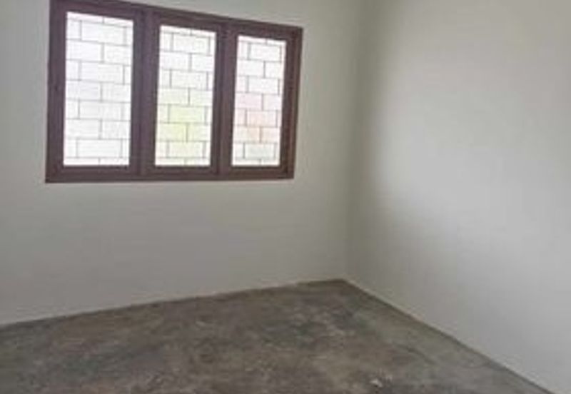 Taman Pegoh Aman, Pengkalan