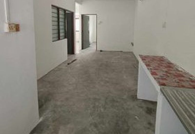 Taman Pegoh Aman, Pengkalan