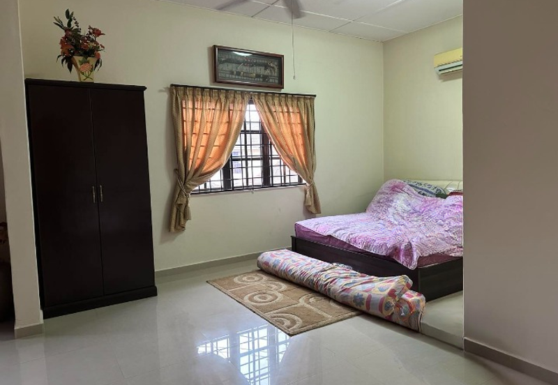 TAMAN RAPAT SETIA BARU