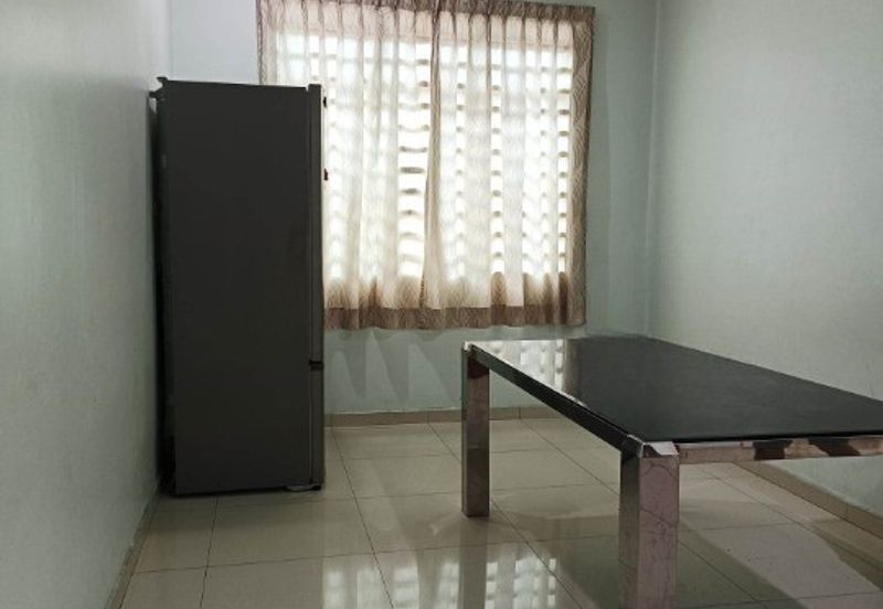 Kampung Baru Lawan Kuda