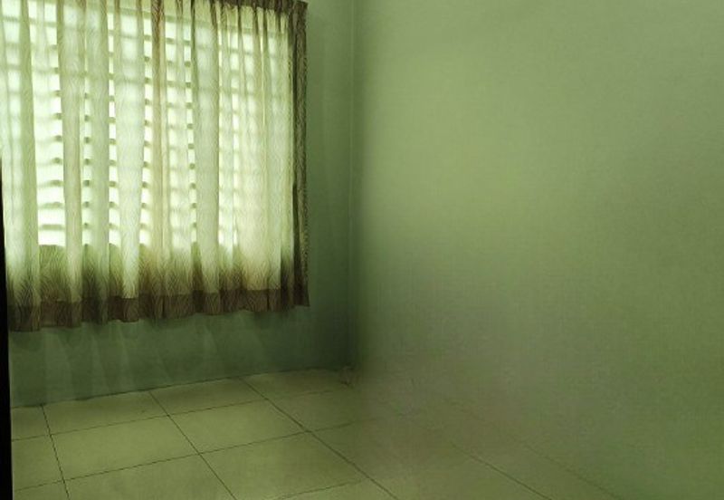 Kampung Baru Lawan Kuda