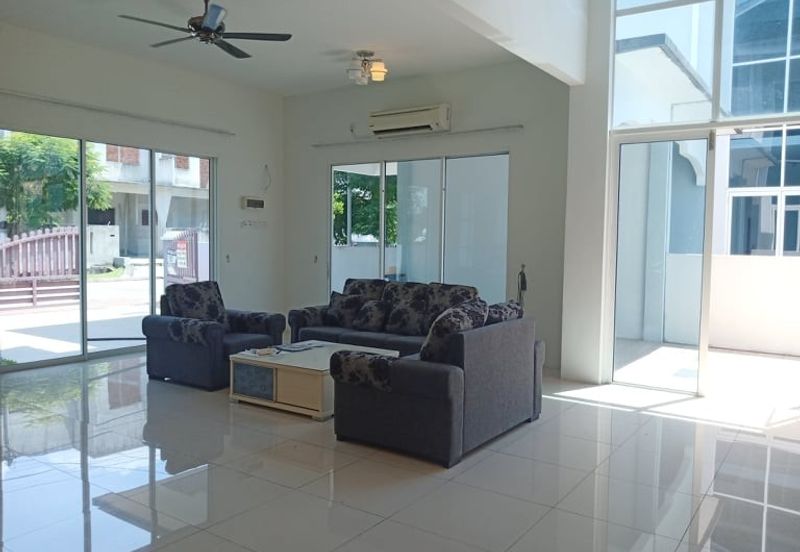 BANDAR PUSING PERDANA (BANDAR PHOENIX)