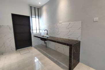 Jalan Permai 11 @ Bandar Baru Bidor