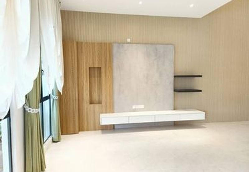 Spanish Gardens by The Water