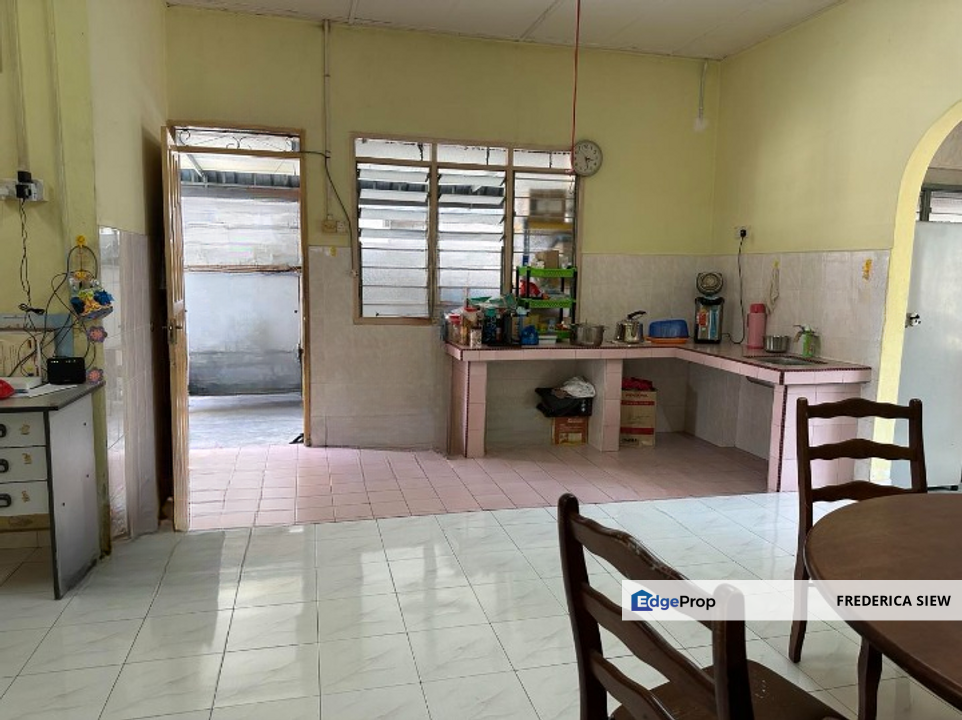 Desa Tronoh Jaya, Tronoh, Perak 💥Single Storey Bungalow House For Sale💥Renovated💥Extended💥Good Condition, Perak, Tronoh