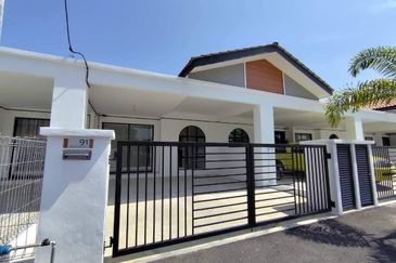 Spanish Gardens by The Water