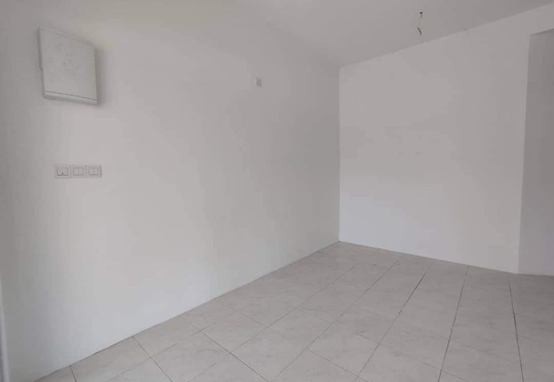 Spanish Gardens by The Water