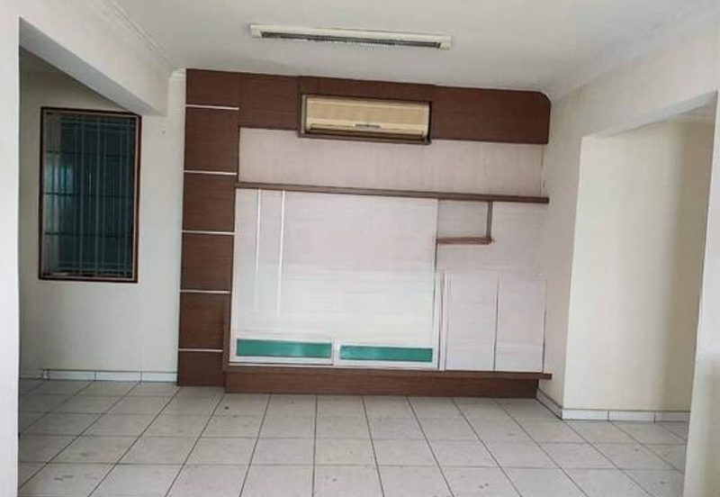 KONDOMINIUM DAMAIPURI