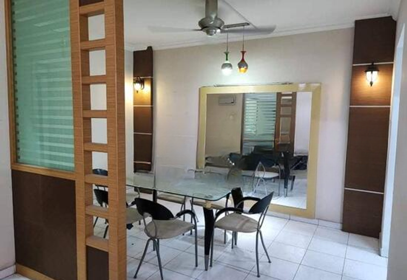 KONDOMINIUM DAMAIPURI