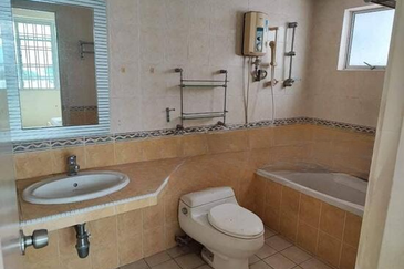 KONDOMINIUM DAMAIPURI