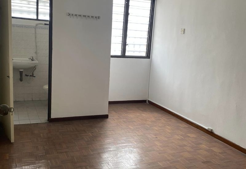 TAMAN PENGKALAN INDAH