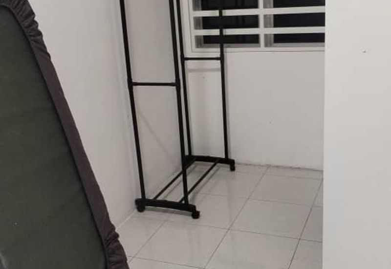 DESA PENGKALAN BERSATU