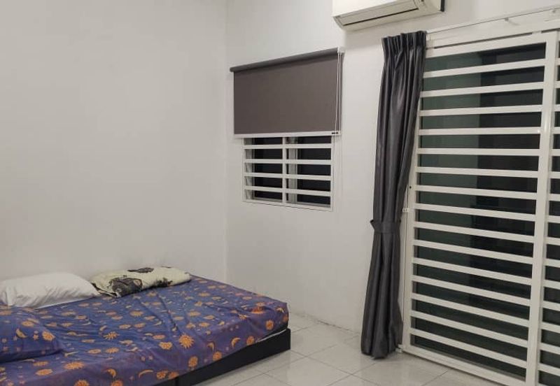 DESA PENGKALAN BERSATU