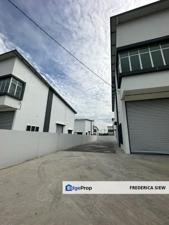 Kaw Perind Pengkalan 3 - 2 join Factory To Let  . , Perak, Ipoh