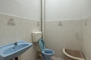 TAMAN CHANGKAT MEWAH