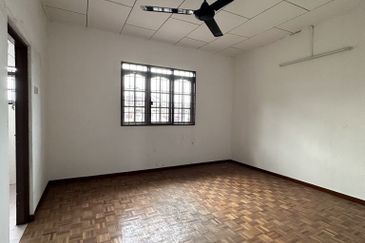 TAMAN CHANGKAT MEWAH