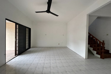 TAMAN CHANGKAT MEWAH