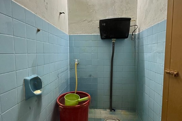 Batu Gajah, Kinta, Perak 🏡Taman Setia Jaya 🏡Double Storey Terrace🏡 Low Cost House For Sale