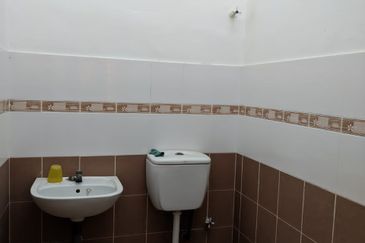 🏡 Single Storey Terrace House For Sale In Taman Lapangan Panorama Perdana, Ipoh 🏡Freehold