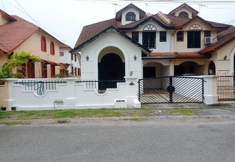 Freehold 2.5 Storey Semi Detached House For Sale In Taman Kin Mee, Ipoh, Perak
