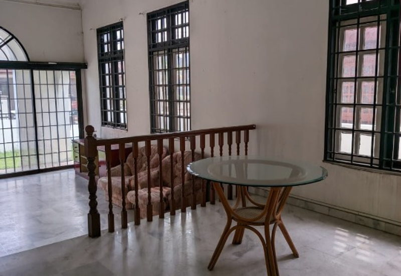 Freehold 2.5 Storey Semi Detached House For Sale In Taman Kin Mee, Ipoh, Perak