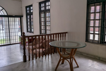 Freehold 2.5 Storey Semi Detached House For Sale In Taman Kin Mee, Ipoh, Perak