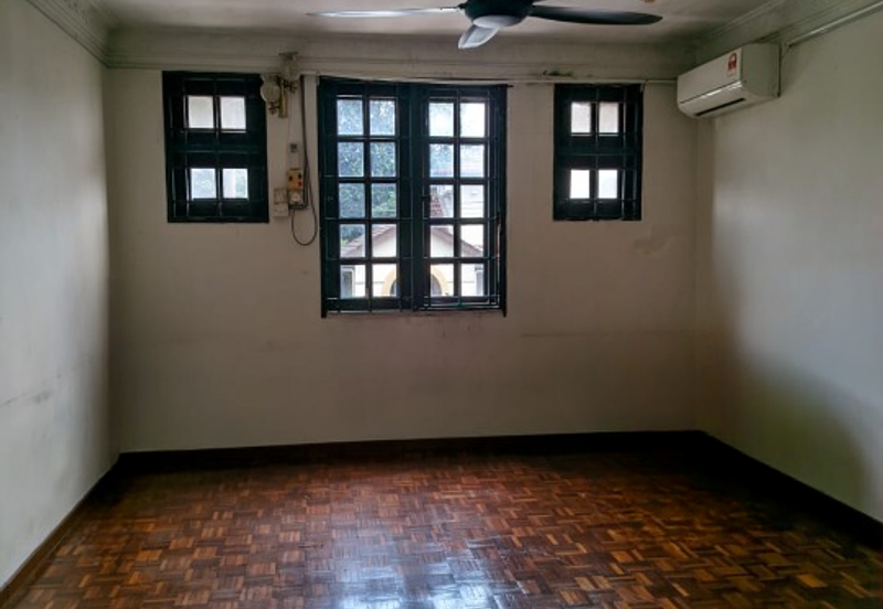 Freehold 2.5 Storey Semi Detached House For Sale In Taman Kin Mee, Ipoh, Perak