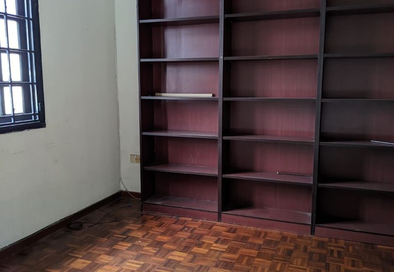 Freehold 2.5 Storey Semi Detached House For Sale In Taman Kin Mee, Ipoh, Perak