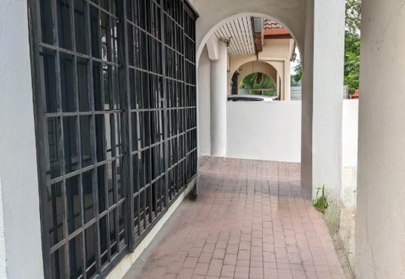 Freehold 2.5 Storey Semi Detached House For Sale In Taman Kin Mee, Ipoh, Perak